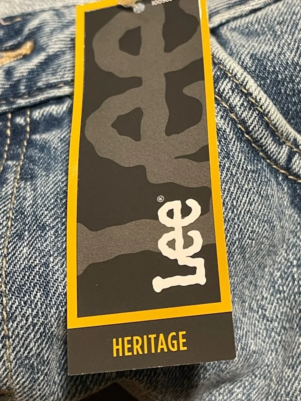 Lee Heritage Mid Rise Denim Cargo Mini Skirt Women’s Size 4 Bright Dream Blue